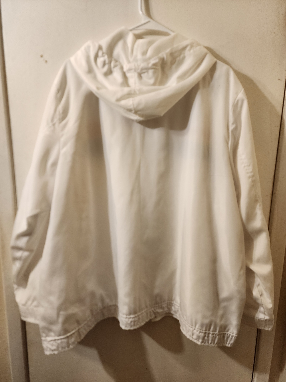 New Look Women's Plus Size White Gay PRIDE LGBT Hooded Jacket w/ Rainbow Stripe - Picture 8 of 8